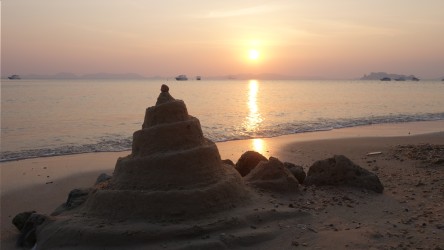 Náš poslední thajský západ slunce u moře :-(